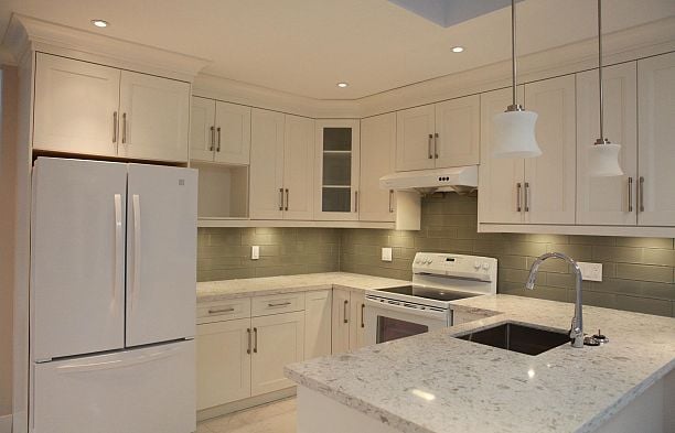 455 W 38th Avenue Cambie