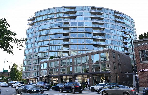 410 445 W 2nd Avenue False Creek