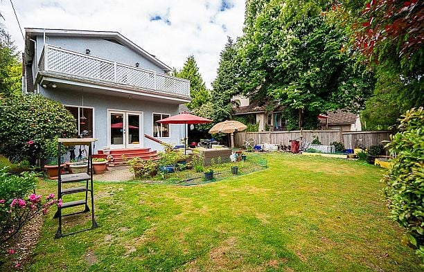 6138 Granville Street South Granville