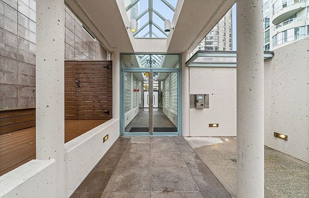 501 789 Jervis Street West End VW