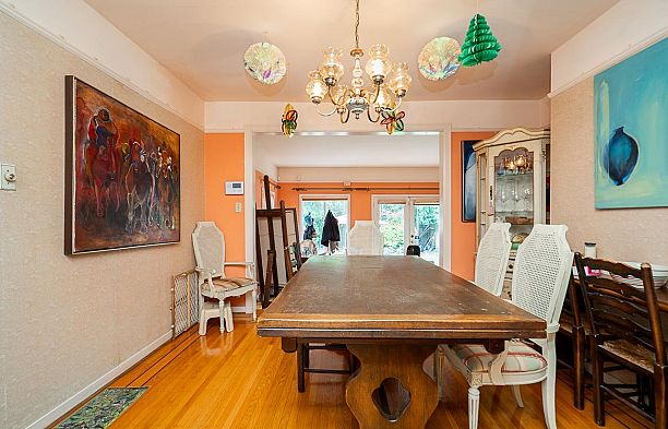 6138 Granville Street South Granville