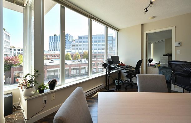 410 445 W 2nd Avenue False Creek