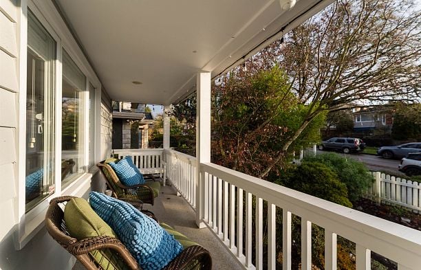 231 E 40th Avenue Main