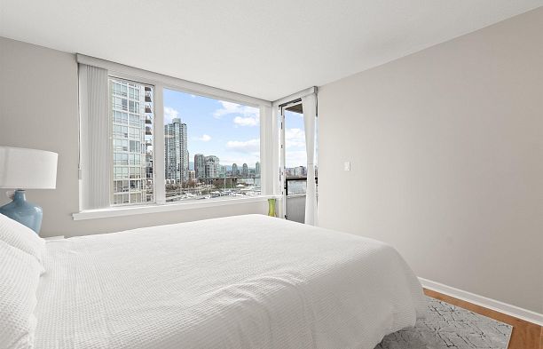 906 1288 Marinaside Crescent Yaletown