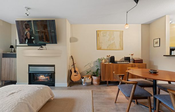 102 3083 W 4th Avenue Kitsilano