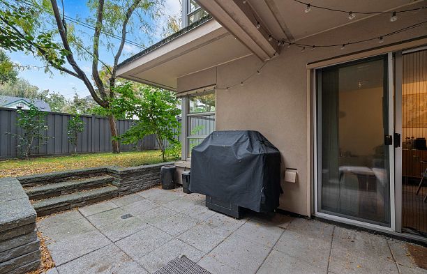 102 3083 W 4th Avenue Kitsilano