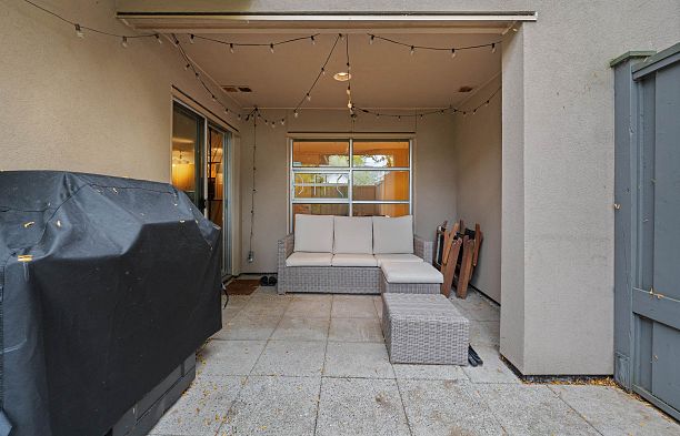 102 3083 W 4th Avenue Kitsilano