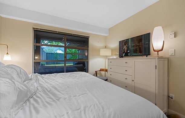 102 3083 W 4th Avenue Kitsilano