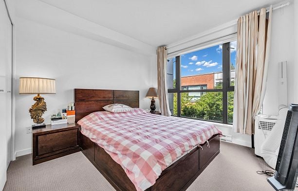 6426 Ash Street Oakridge VW