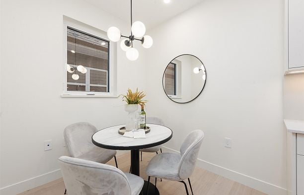 1 65 E King Edward Avenue Main