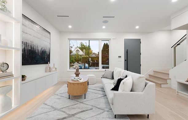 1 65 E King Edward Avenue Main