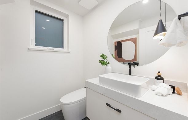 1 65 E King Edward Avenue Main