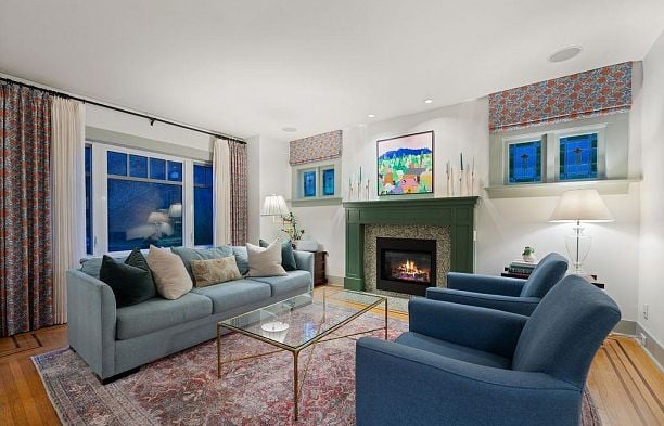 6591 Vine Street S.W. Marine