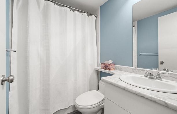 6591 Vine Street S.W. Marine