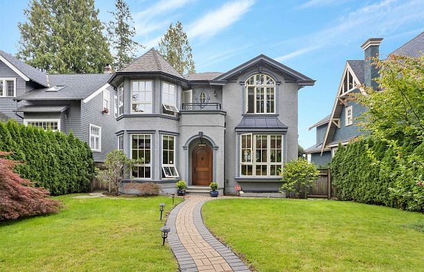 4038 W 33rd Avenue Dunbar