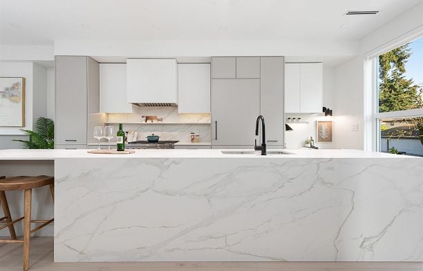 1489 W 52nd Avenue South Granville