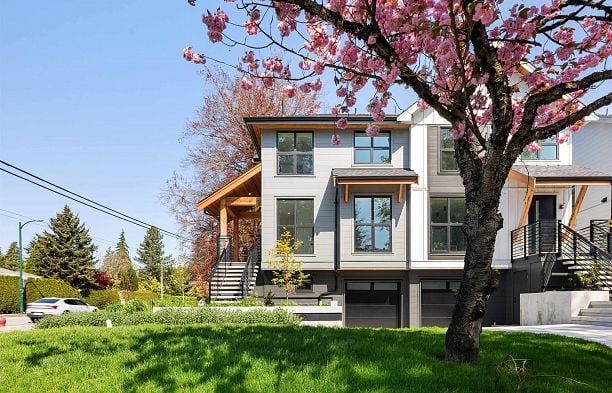 1495 W 52nd Avenue South Granville