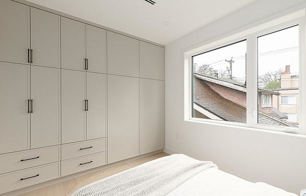 2 475 W 20th Avenue Cambie