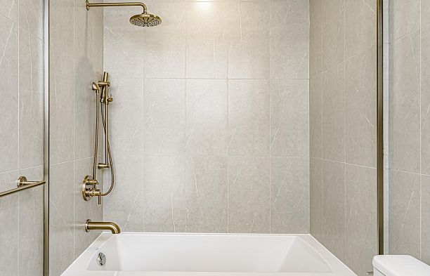 104 5007 Ash Street Cambie