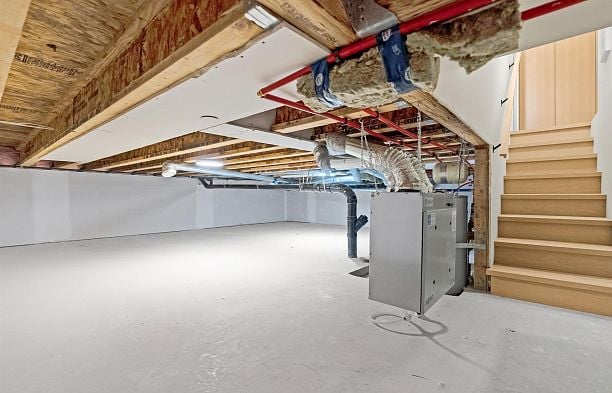 2 2764 W 14th Avenue Kitsilano