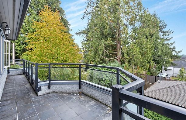 4038 W 33rd Avenue Dunbar