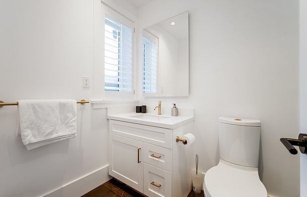 2040 W 58th Avenue S.W. Marine