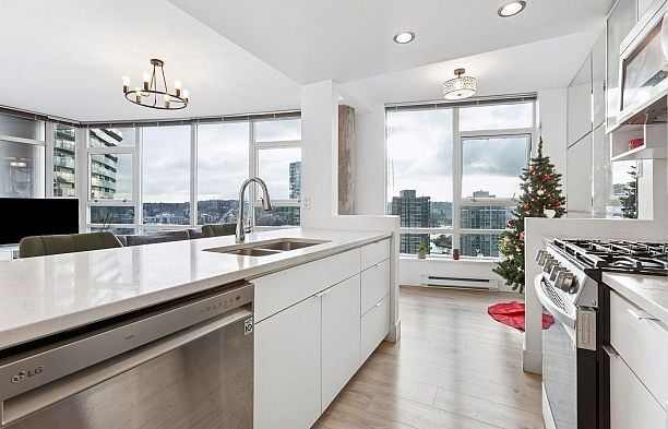 2602 939 Expo Boulevard Yaletown