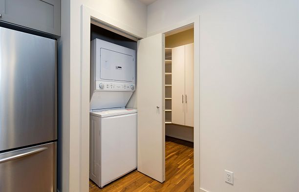 615 1333 W Georgia Street Coal Harbour