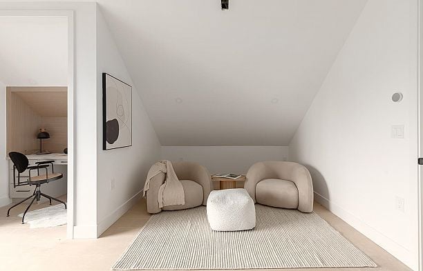 2 475 W 20th Avenue Cambie