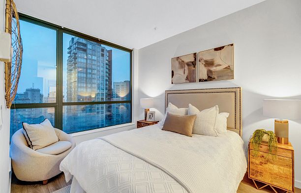 2507 1239 W Georgia Street Coal Harbour