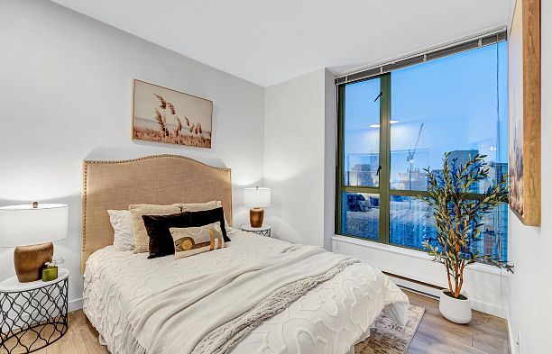 2507 1239 W Georgia Street Coal Harbour