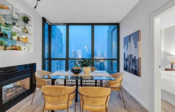 2507 1239 W Georgia Street Coal Harbour