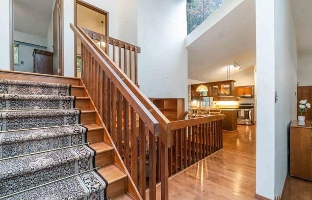 4262 Yuculta Crescent University VW