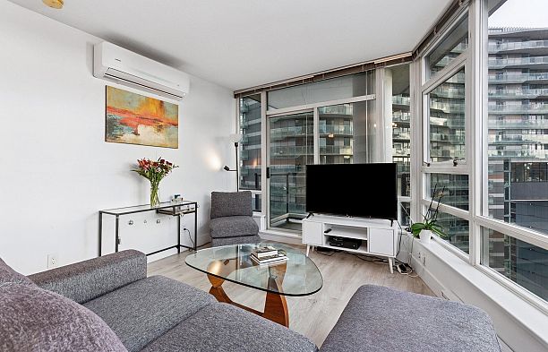 2602 939 Expo Boulevard Yaletown