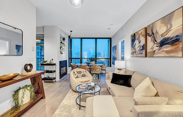 2507 1239 W Georgia Street Coal Harbour