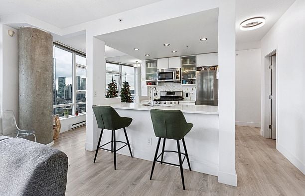 2602 939 Expo Boulevard Yaletown