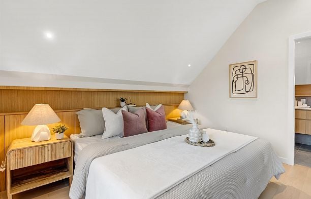 1 2764 W 14th Avenue Kitsilano