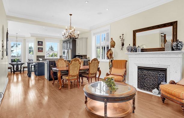 4038 W 33rd Avenue Dunbar