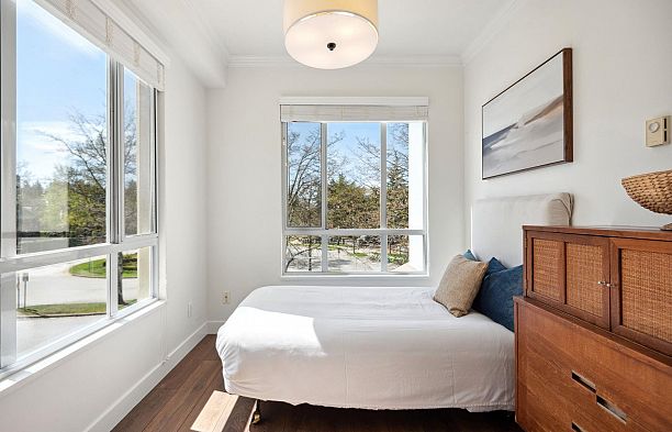 216 5735 Hampton Place University VW