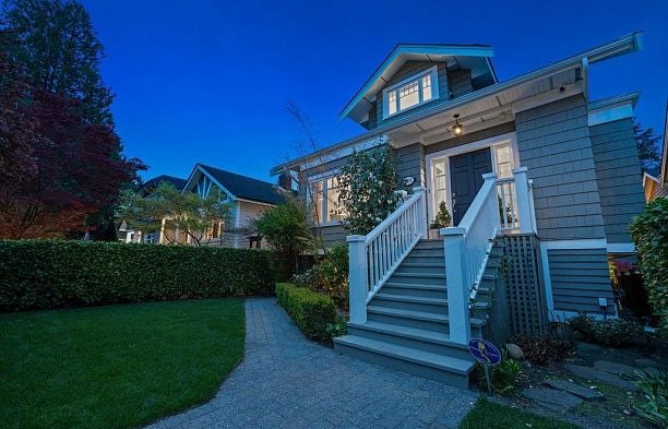 6591 Vine Street S.W. Marine