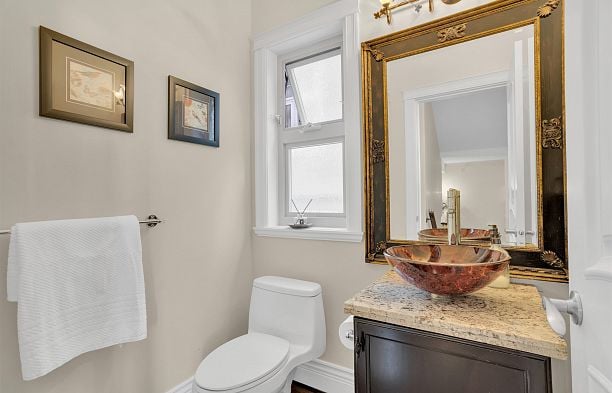 4038 W 33rd Avenue Dunbar