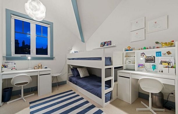 6591 Vine Street S.W. Marine