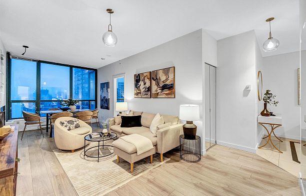 2507 1239 W Georgia Street Coal Harbour