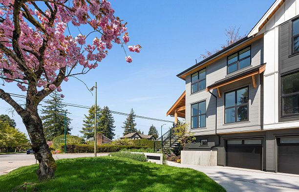 1495 W 52nd Avenue South Granville