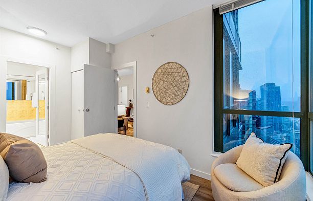 2507 1239 W Georgia Street Coal Harbour