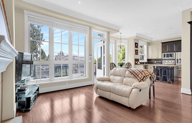 4038 W 33rd Avenue Dunbar