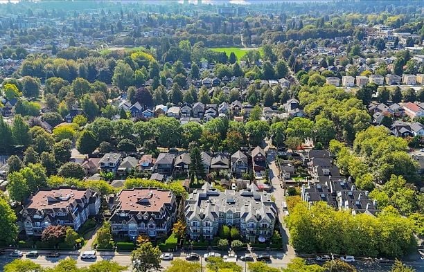 307 876 W 16th Avenue Cambie