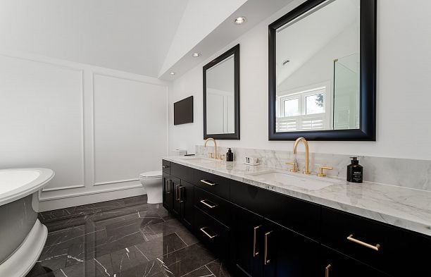 2040 W 58th Avenue S.W. Marine