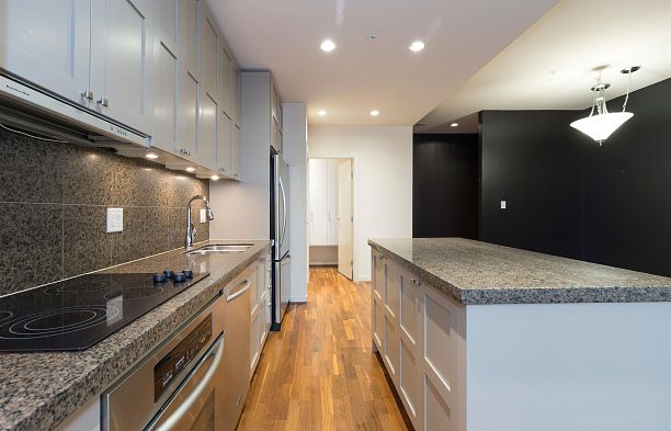 615 1333 W Georgia Street Coal Harbour