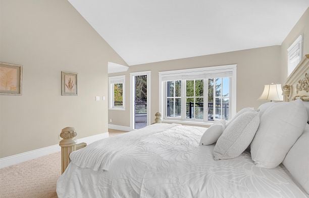 4038 W 33rd Avenue Dunbar